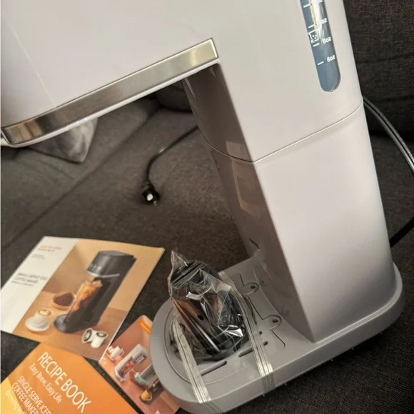 Famiworths Gray Coffee Maker - Picture 7 of 8